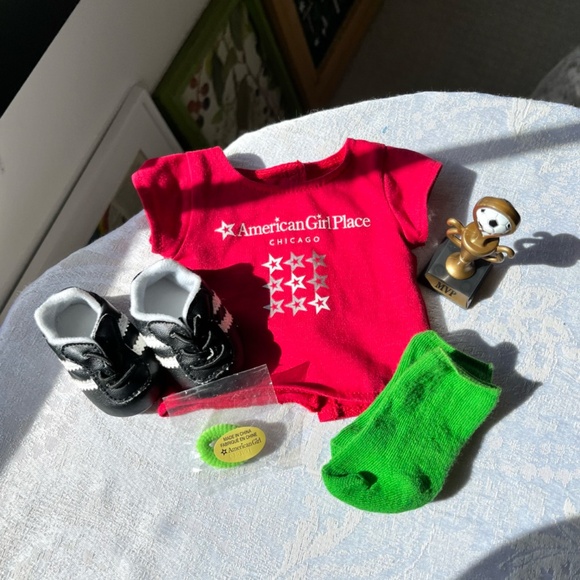 American Girl 18" Doll Soccer Top And Accessories (5 pieces) - Picture 5 of 6